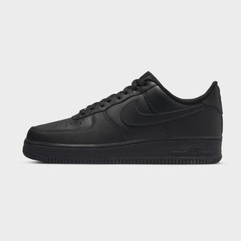 Nike Air Force 1 - Triple Black